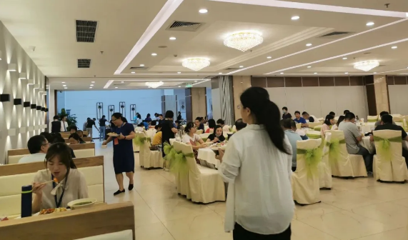 雅思7分難嗎？北京五湖暑期雅思短期營(yíng)7分學(xué)員告訴你！